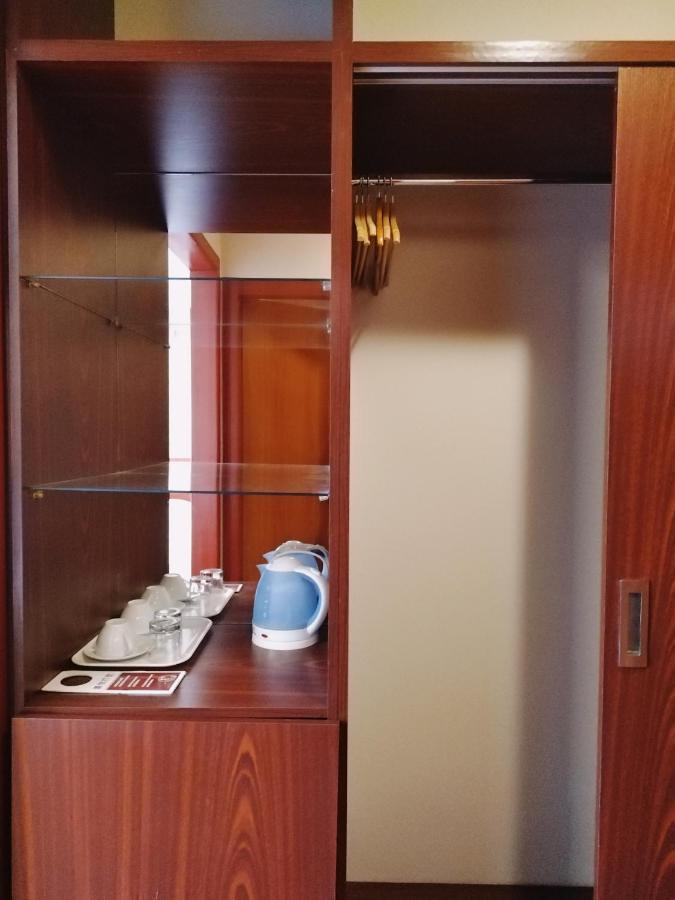 Milky Way Hotel Budapest Extérieur photo
